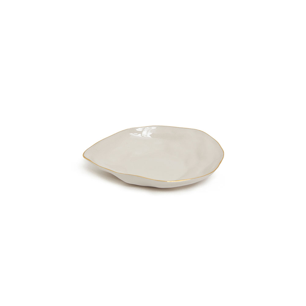 Indochine plate S in: Cream